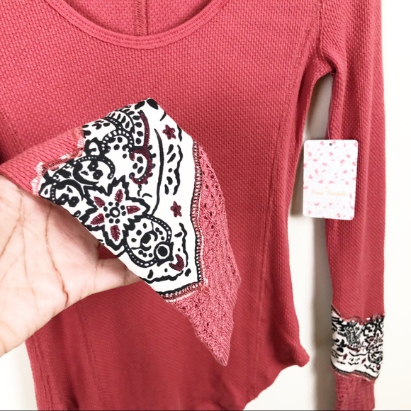 Free People Bandana Cuff Thermal In - Picture 4 of 7